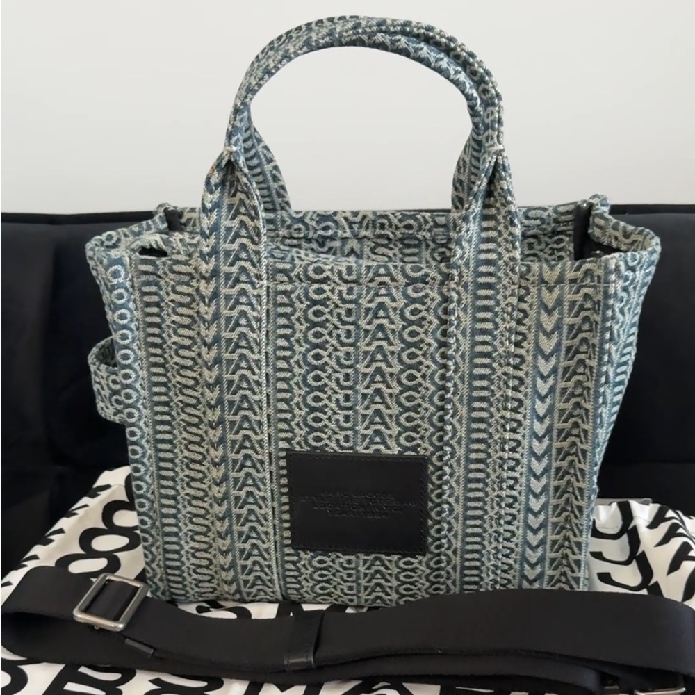 Marc Jacobs The Washed Denim small Tote Bag